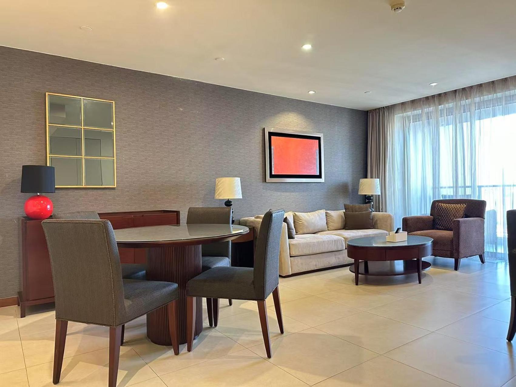 Oakwood Residence Shanghai Esterno foto