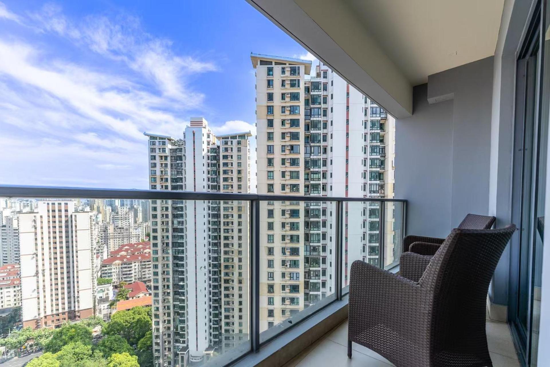 Oakwood Residence Shanghai Esterno foto